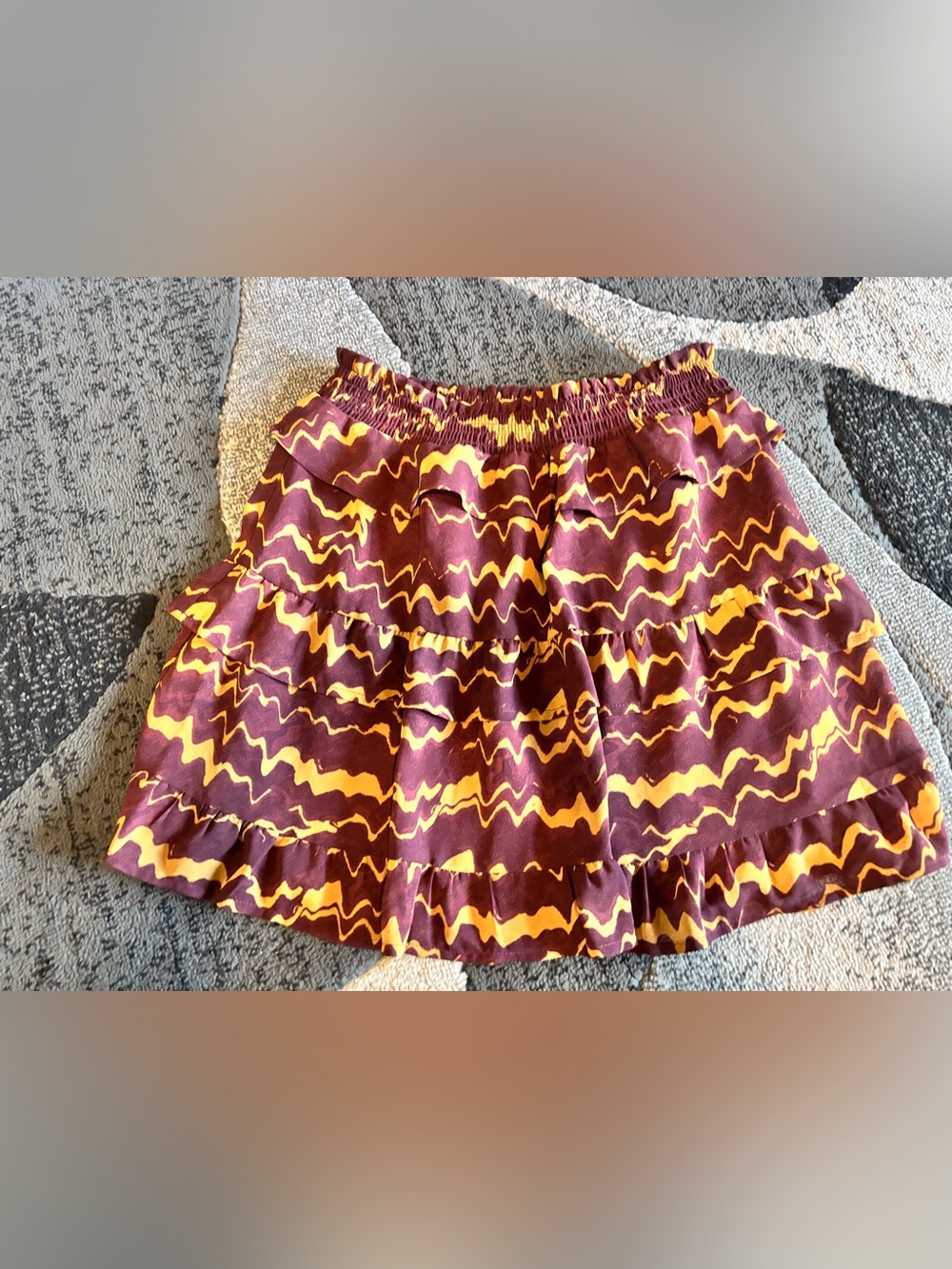 NWOT Versona skirt small - Picture 2 of 4